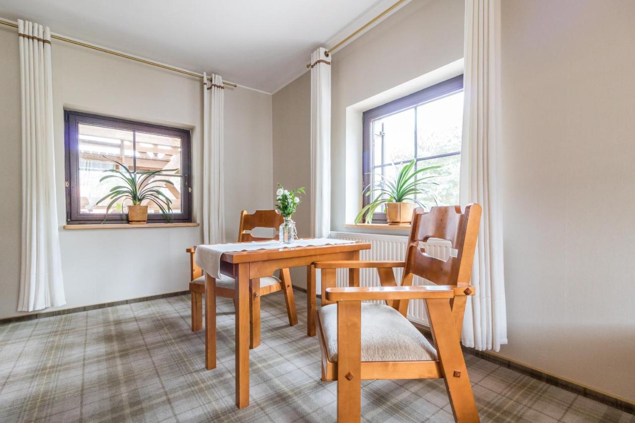Hotel Osada Karbowko Wellness & Spa Elgiszewo  Exteriör bild