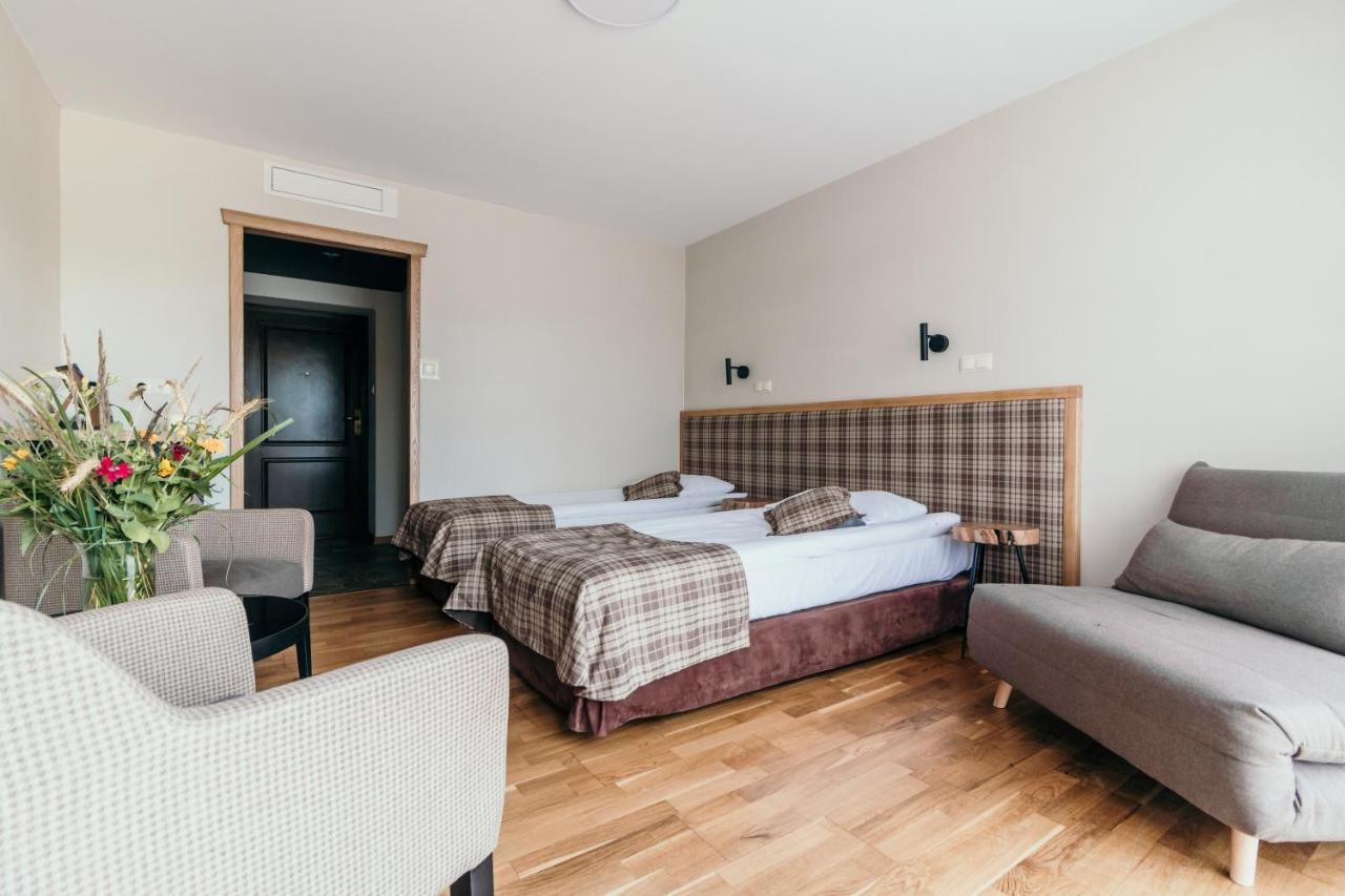 Hotel Osada Karbowko Wellness & Spa Elgiszewo  Exteriör bild