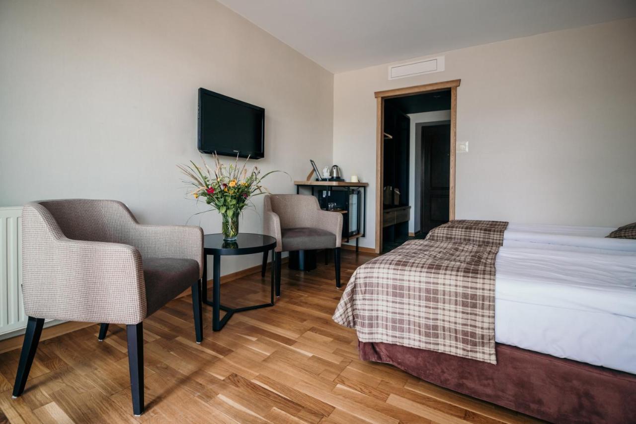 Hotel Osada Karbowko Wellness & Spa Elgiszewo  Exteriör bild